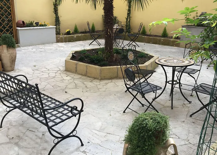 Domus Terenzio Otel Roma